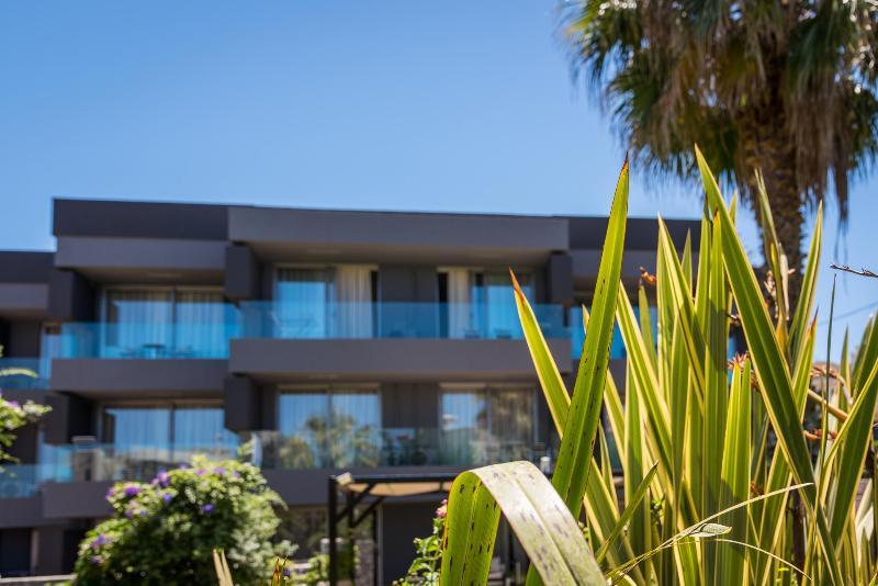 Icarus Hotel Kalamaki Exterior foto